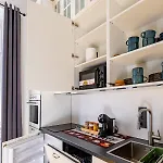 Fabulous In Center Apartment